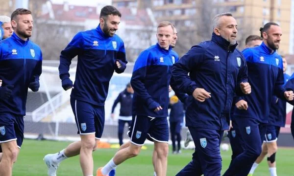 Il Kosovo ha condotto il secondo esercizio, l'ottimismo su Dardans
