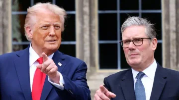 トランプとスターマーは電話で話します, ホルムズ・ストライトを再開することに同意します