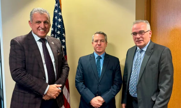 Kosovo en el centro de una reunión de aproximadamente dos horas en la ONU, Vulaj: Estados Unidos debe asumir el papel principal en el diálogo con Serbia, la recesión de la UE