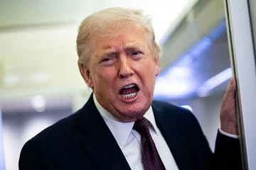 トランプ: 米国なしで、NATOはペーパー虎です