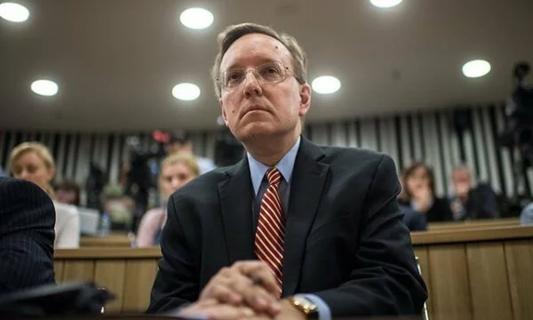 元アメリカン外交:米国がKFORで軍隊を減少させるかどうかが、コソボアレンカ - クロアチア-アルバニア、アリはカルムすることができます