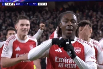 Superlogue von Eze, Arsenal in Überlegenheit von Leverkusen