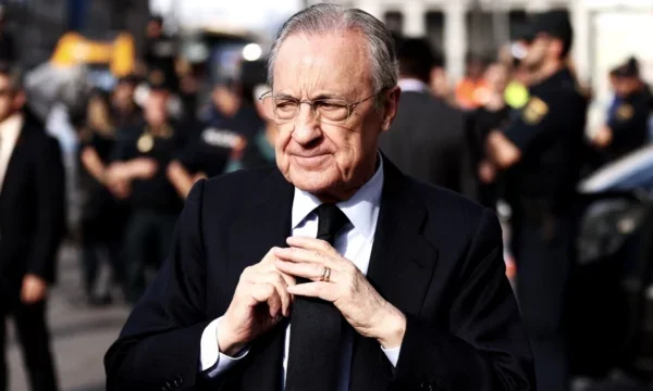 Florentino Peres geeft opmerkingen aan zes echte spelers