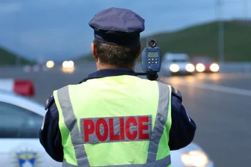 46 prometnih nesreč, več kot 2 tisoč denarnih kazni v 24 urah na Kosovu