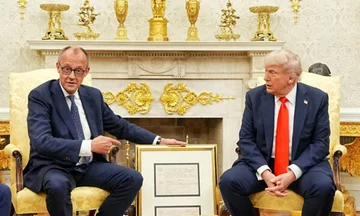 トランプはホルムズのストライトで助けを求めるが、ドイツは答えています。 NATO戦争です。