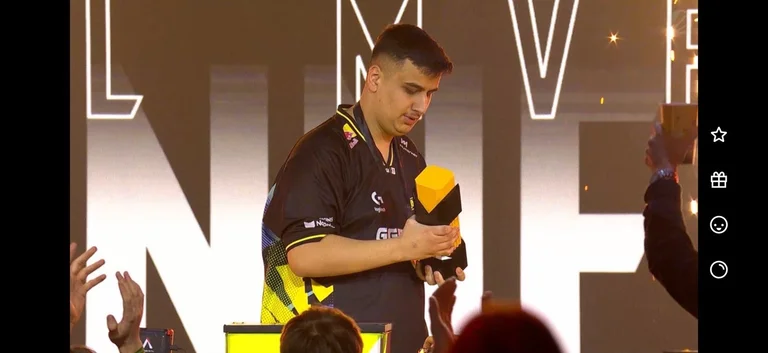 “Macase” стал первым албанским чемпионом E SL Pro League в графстве Стриз с Нави