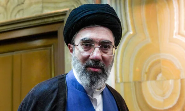新しいイランのリーダーは、空気のストライキ、外国のメディアで怪我をした後、モスクワに送られたと報告されています。
