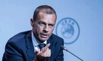 == Weblinks ==* Offizielle Website== Einzelnachweise ==