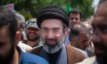 イラン外務大臣:モジタバ・カメネイは、完全な健康を楽しんでおり、戦争の状況を制御します