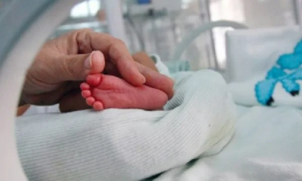 43 donne incinte sono state toccata da Coronavirus in Kosovo