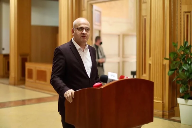 A do t’i bashkohet LDK-së? – Kështu përgjigjet Haxhi Avdyli pasi dha dorëheqje nga “Guxo”