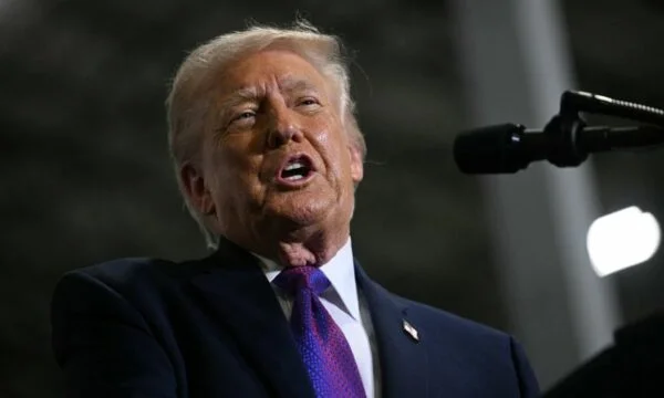 トランプは上昇油価格を最小限に抑えます。そのため、米国は多くのお金を稼ぐことができます。