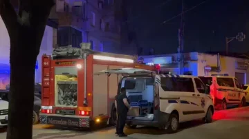 ティラナの火で亡くなった男が死ぬ