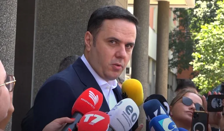 Abdixhiku risponde a Bahtir per la coalizione LDK-PDK