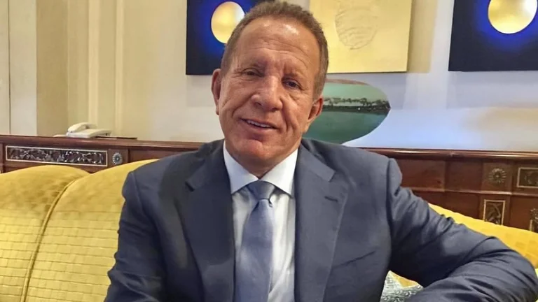 I tha që të investojë në Kosovë, Pacolli i kthehet ndjekësit