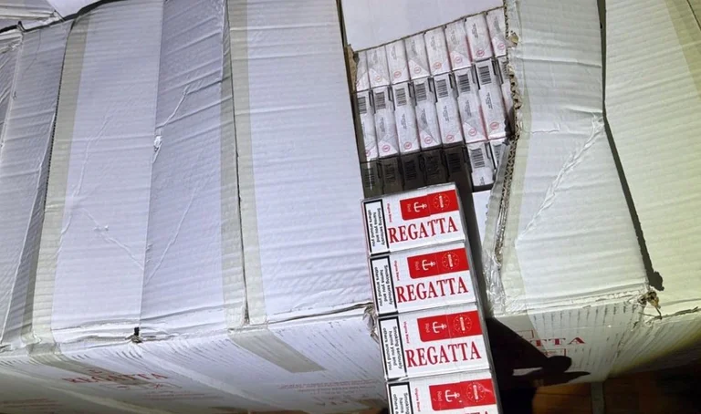 Pristina smuggled タバコ, 値 150,000 ユーロ