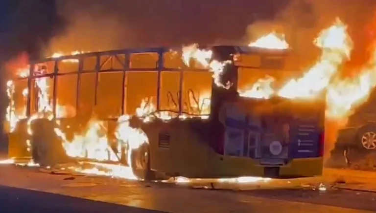 Ishin dëshmitarë, por s’dihet nëse ka shqiptarë në mesin e viktimave nga djegia e autobusit në Zvicër