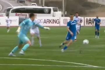 Super Jalian punktet zweites Tor in Richtung Pristina