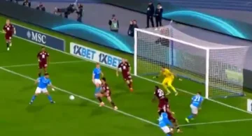 Elmas markiert erstes Tor in dieser Saison mit Neapel