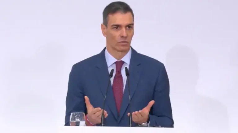 スペイン首相は、イランと米国イスラエル戦争を異常な間違いと呼びます。