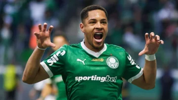 Premier League Riese bereitet riesiges Angebot für Vitor Roque