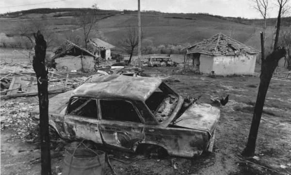 ワシントンポストは、プレカズ28年前に攻撃を報告したのですか?