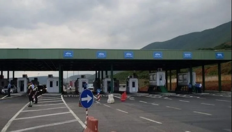 Kosovo-Albania highway warns with static radar controls