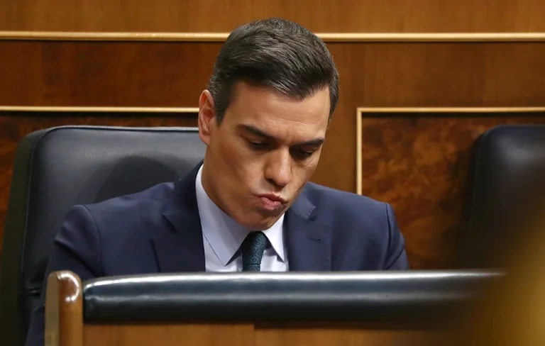 スペインは、取引の混乱の脅威に従ってトランプに反応します