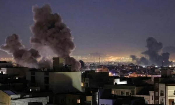 イランの爆撃は、軍の7つのトップ司令官の死を確認しました