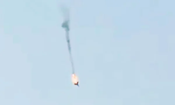 クウェートのエアガードによって誤ってクラッシュした3つのアメリカの戦闘機の飛行機