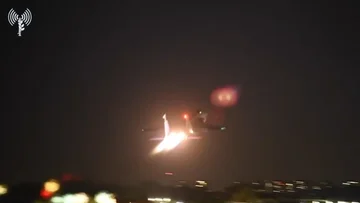 イスラエル軍はイランの攻撃がどのように管理されているかを示すビデオを公開します