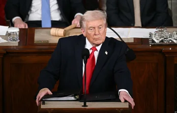 トランプはイランでアメリカの攻撃を確認します