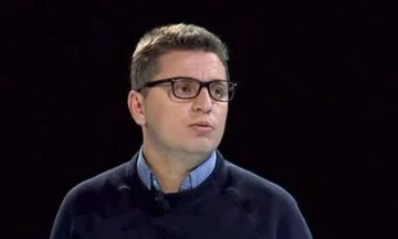 Ptica ironira z LDK: V letu 2025 so vsi odrasli sami. LDK ni.