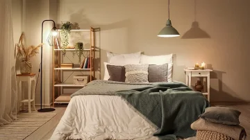 Things you should never keep in your bedroom