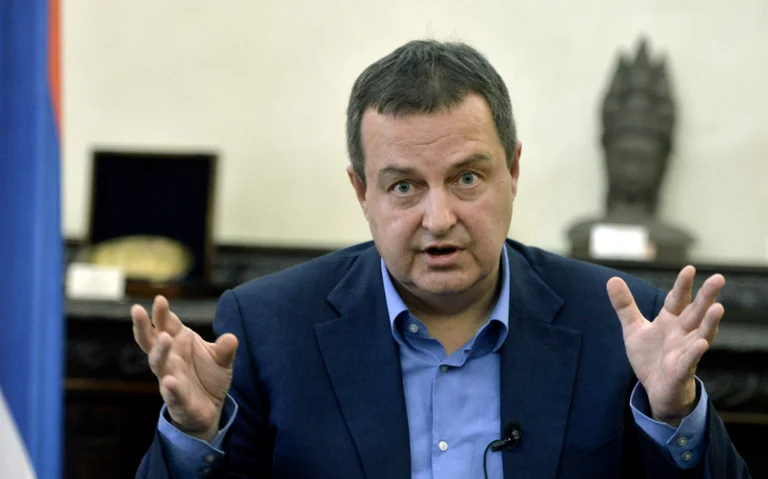 “Vajton” Daçiqi: Heqja dorë nga Kosova s’mund të jetë çmimi i anëtarësimit të Serbisë në BE