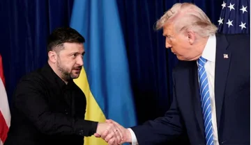 トランプと話した後、ゼレンスキーは、話はリーダーシップ会議につながるべきだと述べています