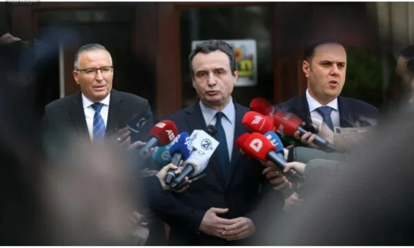 Opt zile pentru președinte: Ce s-a discutat la reuniunile Kurti Hamza și Kurti "%s"?