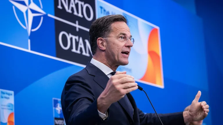 Rutte, la aniversarea ocupaţiei ruseşti: Ucraina are nevoie de mai mult ajutor