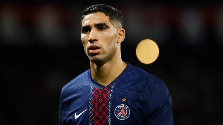 Hakim a ordonat să fie judecat pentru acuzarea de viol după doi ani de investigaţii.