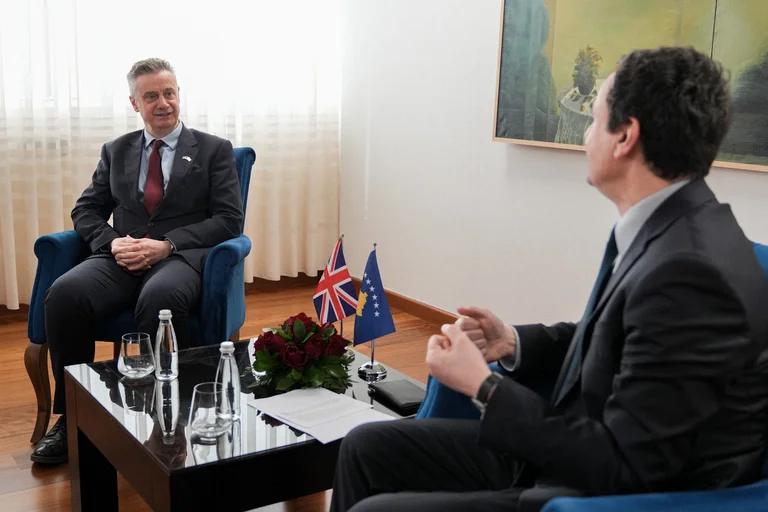 Ο Kurti συναντήθηκε με τον Hargreaves, λεπτομέρειες ZKM για συζητήσεις