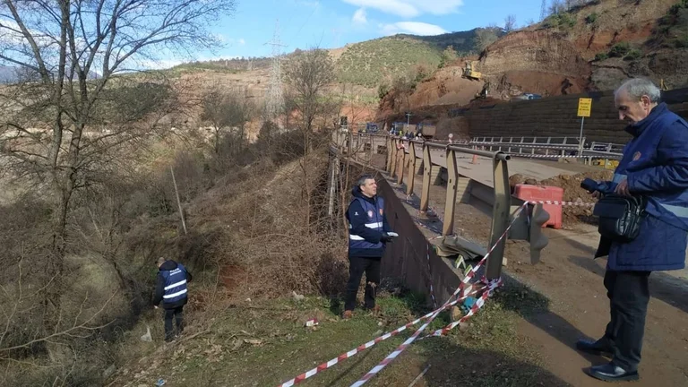 Μπλοκάρισμα της οδού Libashdez-Pogradc, Ελμπασάν Εισαγγελέας Αρχίζει Έρευνες
