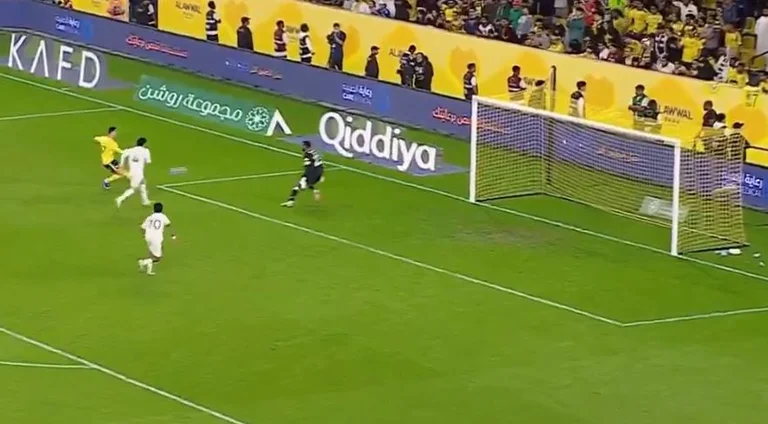 Din nou marchează scopul lui Ronaldo al lui Al Hazem