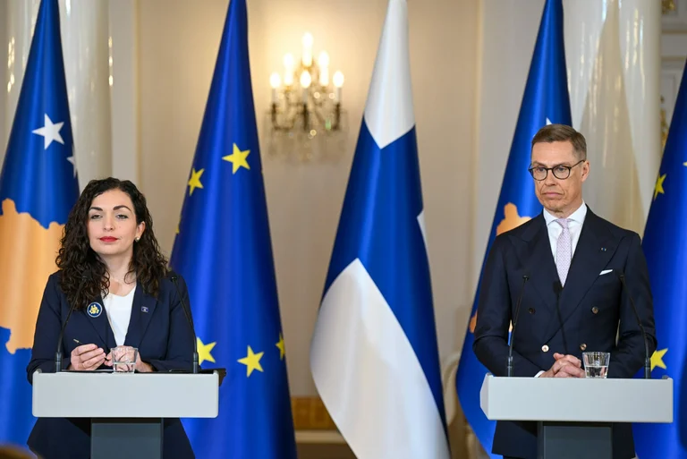 Ο Ousmane μιλάει στο τηλέφωνο με τον πρόεδρο της Finalda: Συζητήσαμε για τις πρόσφατες πολιτικές εξελίξεις και την ασφάλεια