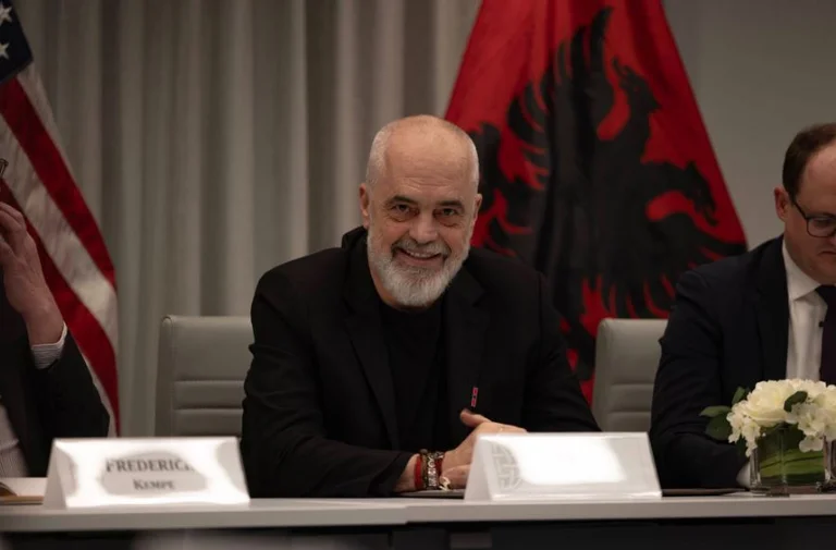 Edi Rama, la masa Consiliului Atlantic din America