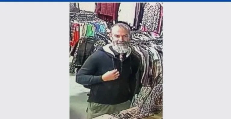 Poliţia solicită ajutorul cetăţenilor în identificarea unei persoane suspectate de furt