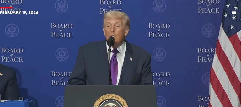 “Cridanme. ” - Trump té un missatge per Kosovo i Sèrbia del Consell de Pau