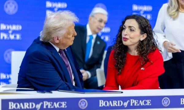 Avui, la reunió inaugural del Consell de Pau es celebra a Washington, amb el president Osmani assisteix.