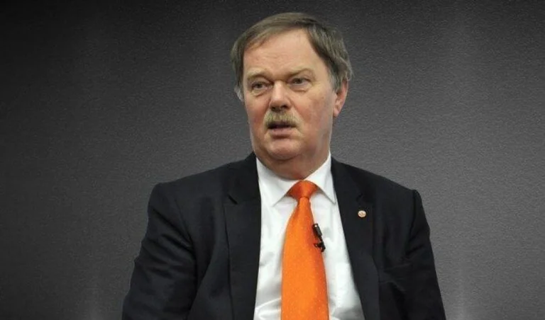 Fost ambasador olandez în Kosovo: Curtea specială creată de Serviciul Secret Sârb