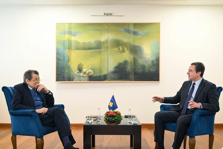 Kurti spotyka się z byłym prokuratorem MTKJ: ZKM szczegółowo opisuje to, co omawiali na temat Sądu Specjalnego i byłych przywódców KLA