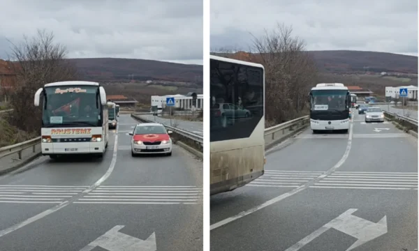 Skenderaj w kierunku Sprawiedliwości Marsz, Sami Lushtaku dzieli się wizerunkami autobusów zmierzających w kierunku Prisztina